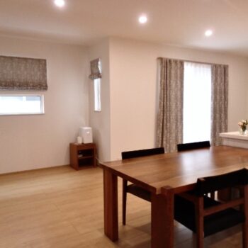 モノトーンのファブリックで(山形市I様邸)