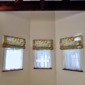 ボウウィンドウのリビング(天童市E様邸)