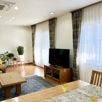 スネークヘッドのドレープ (山形市O様邸)