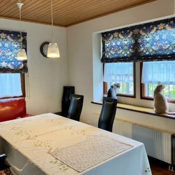 モリスのイチゴ泥棒のシェード(山形市M様邸)