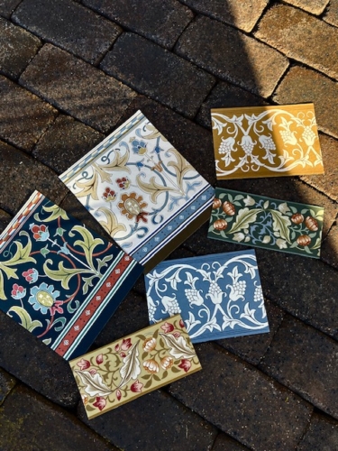 モリスの壁紙ボーダーが新作に加わりました。 の商品画像